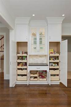 Cabinets With Drawers