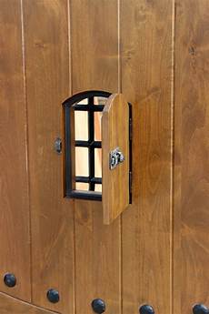 Castles Hardware