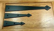 Double-Acting Hinges