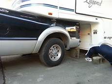 Fifth Wheel Lock Jaws