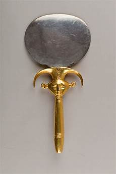 Handle Mirror