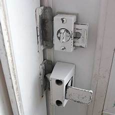 Handles Knobs