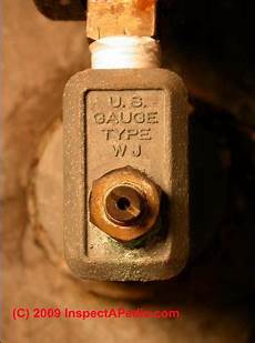 Level Control Valves