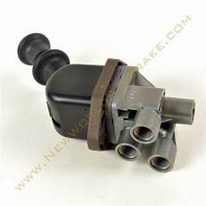 Levelling Valve