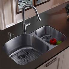 Single Handle Kitchen Faucets