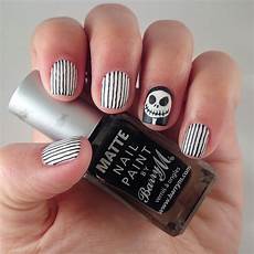 Smooth Head Nails
