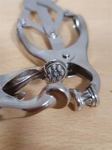 Spiked Beveled Clamps