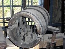 Spiked Clamps