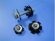 Standard Pipe Clamps With Nut